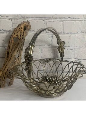 Godinger Silver Plated Fruit Bread Basket 12"